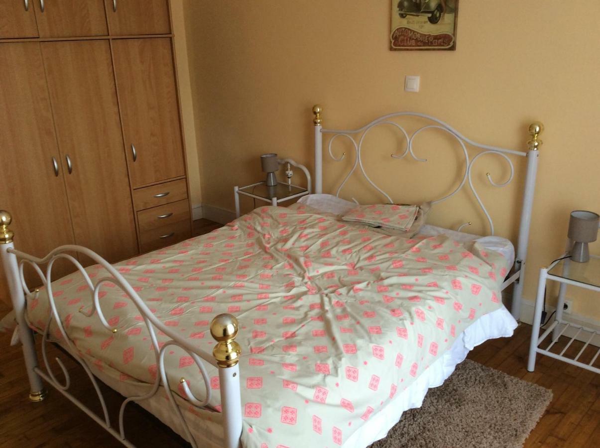 Bed and Breakfast Le Petit Bijou Saint-Fraigne Exterior foto